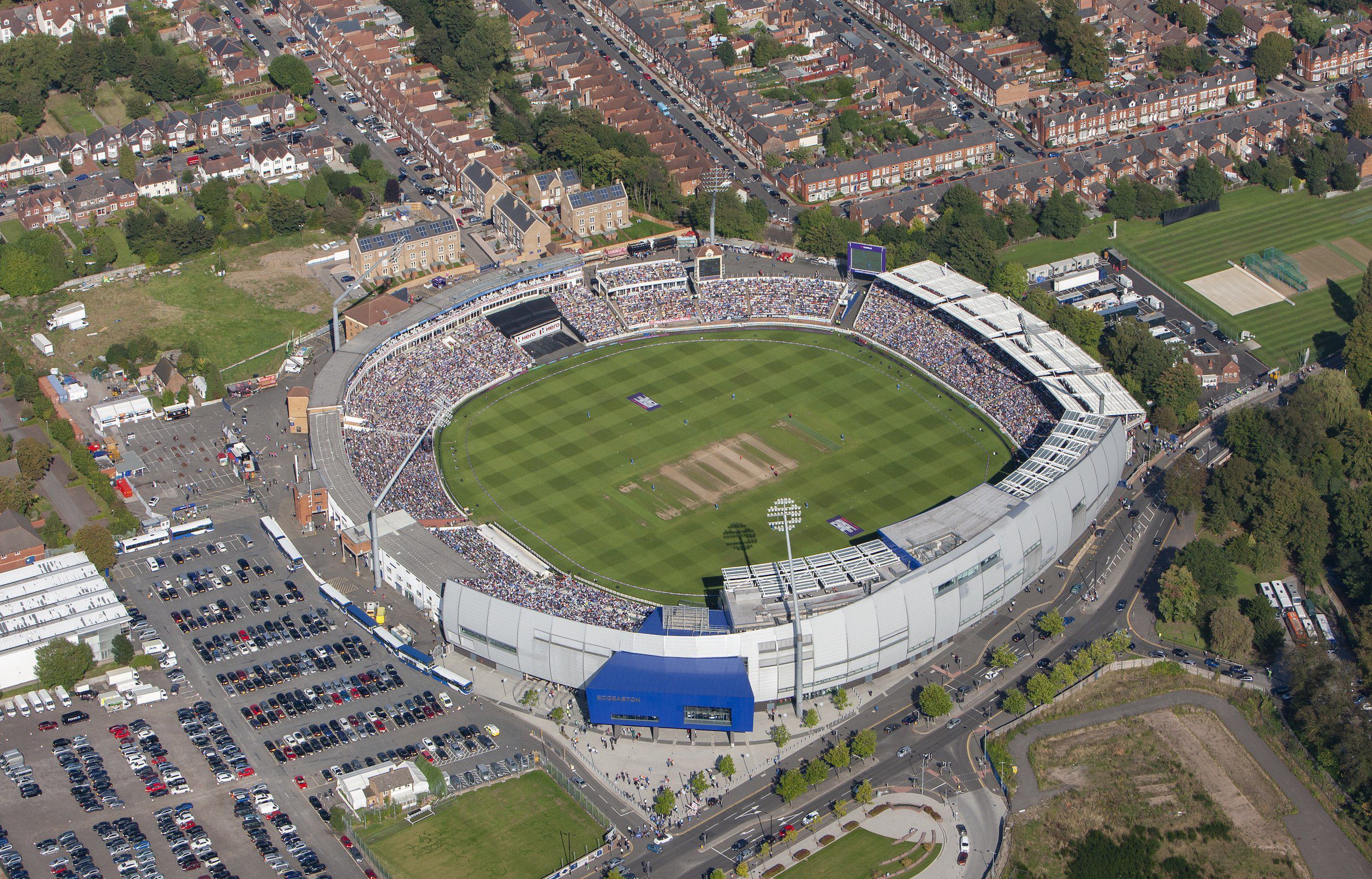 F04 Cricket
